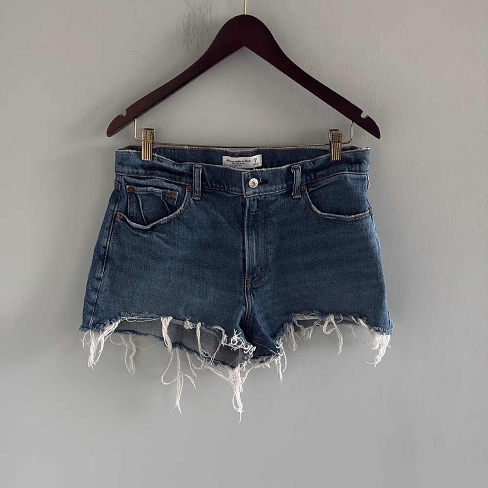 Abercrombie Curve Love‎ The Mom High Rise